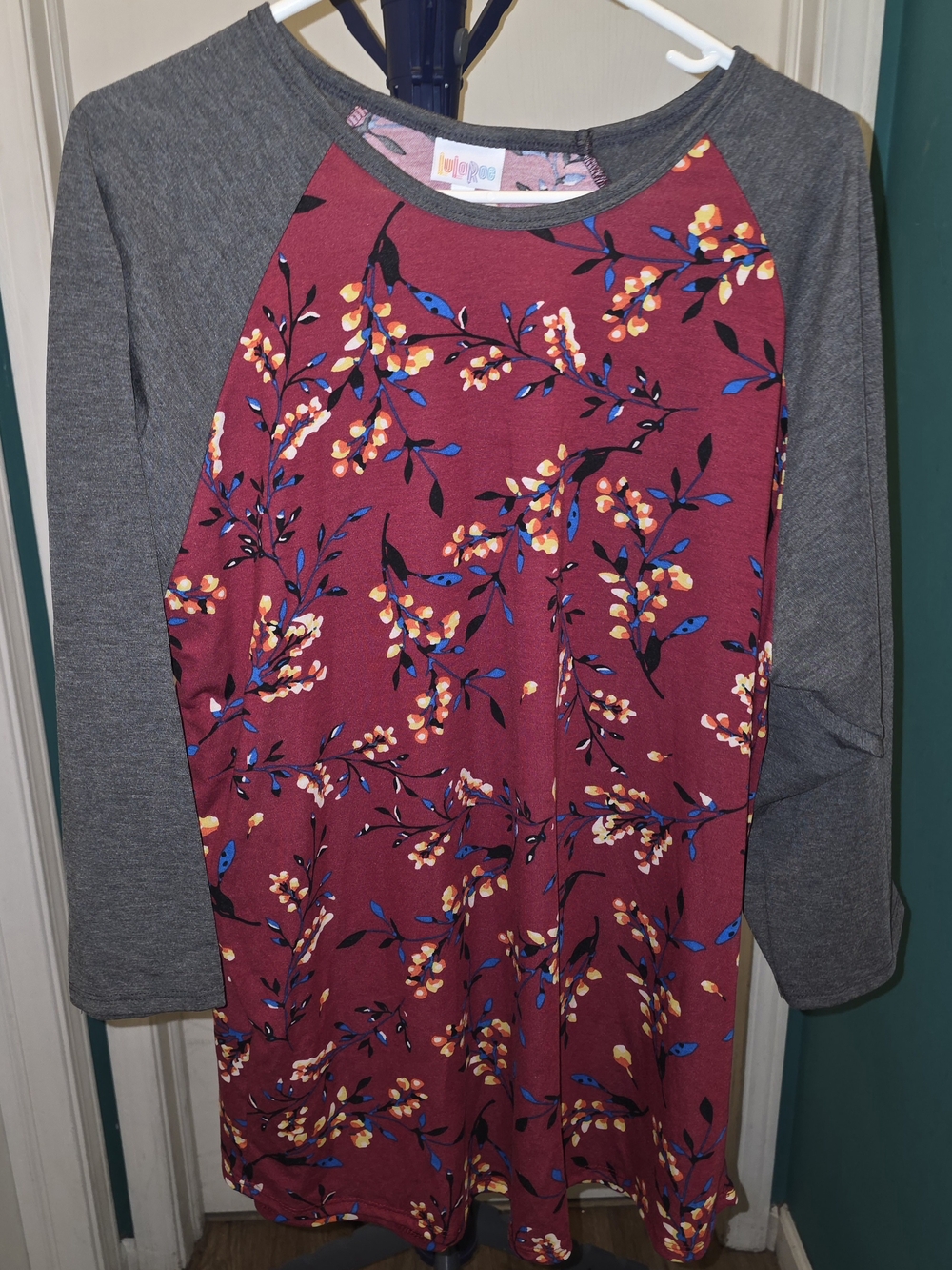 Women’s Floral Raglan Dress - Grey Sleeves, Burgundy Body